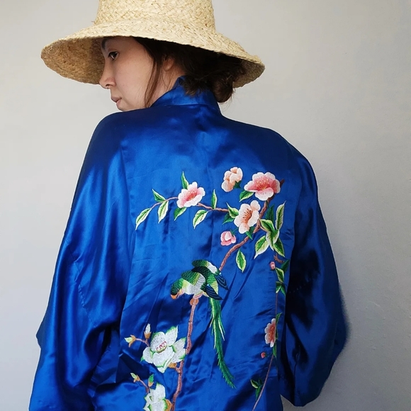 1940s Chinoiserie silk Robe - Picture 1 of 4
